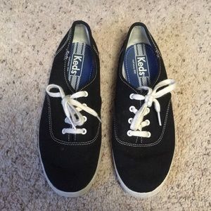 Black Keds